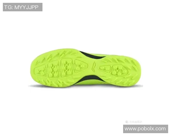 如何选择适合自己的足球鞋购买指南与技巧分享 如何选择适合自己的足球鞋购买指南与技巧分享